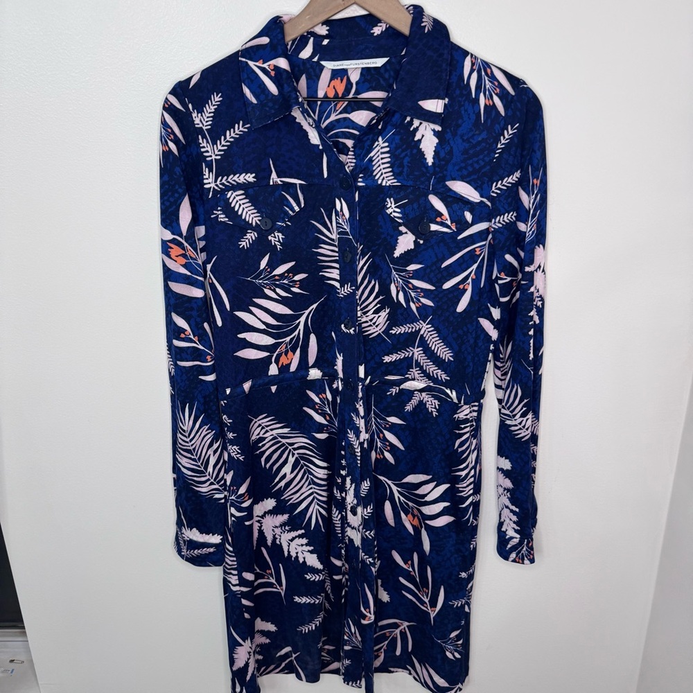 Diane Von Furstenberg Mini Dress Size 6 Blue Floral Office Spring 100% Silk Wrap